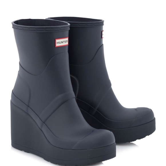 Hunter Mid Wedge Navy Rain Boots 